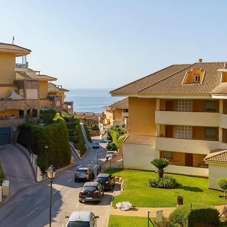 Malagasuite Great Views * Fuengirola